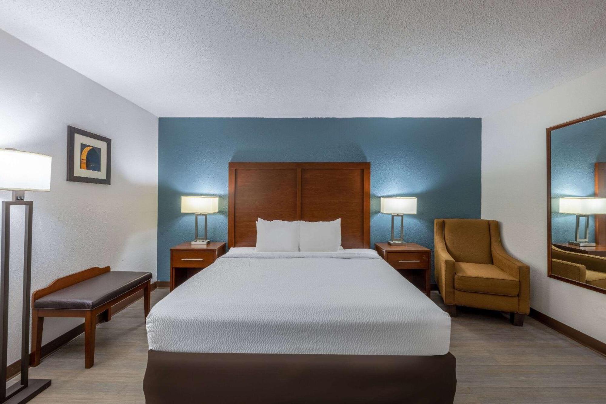 Travelodge By Wyndham Brooklyn Center Kültér fotó