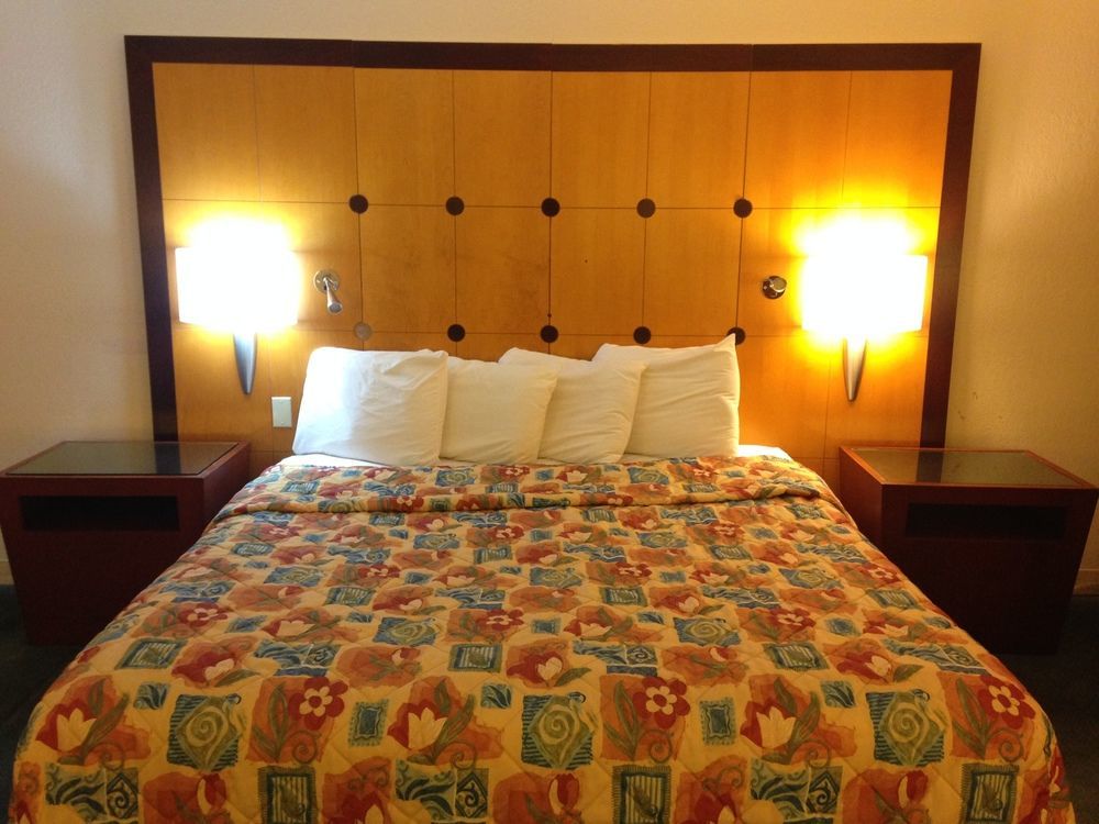 Travelodge By Wyndham Brooklyn Center Kültér fotó